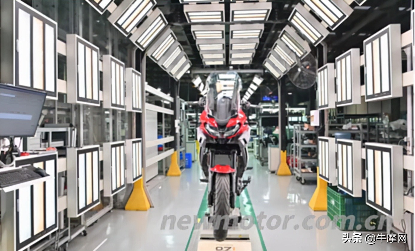 宗申1000型四缸三轮车试驾视频,宗申试驾