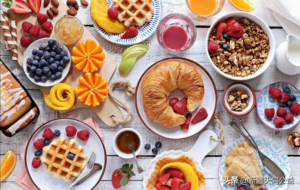 感染艾滋病不能吃什么食物,艾滋病毒携带者吃什么维生素好