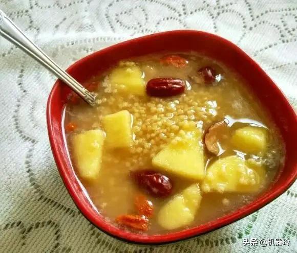 清明除湿气最好的方法,清明时节湿气重中医除湿有妙招