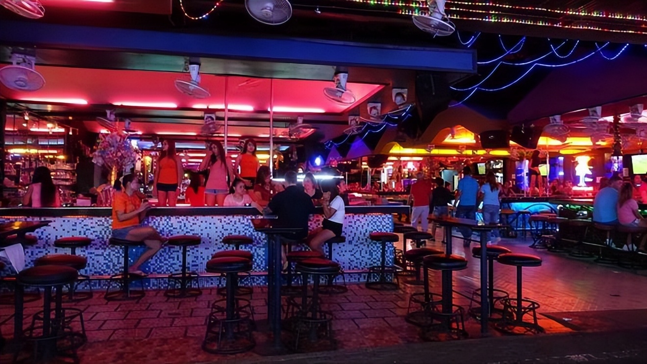 割腰子，做奴工：5000万人失踪全球包邮，现代人口*市黑**有多可怕？