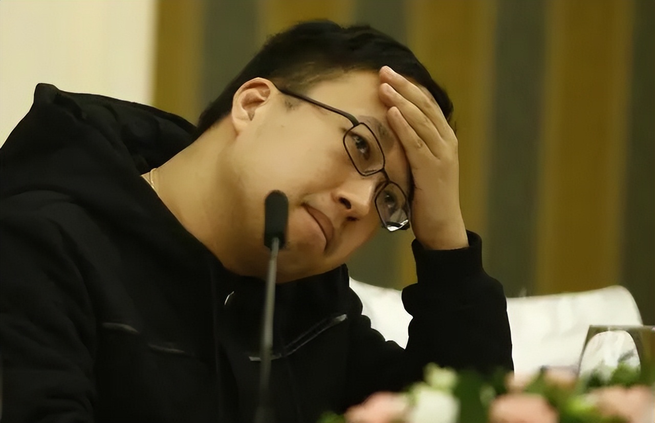 于正如何从辉煌走向扑街的,于正因为什么被指责抄袭