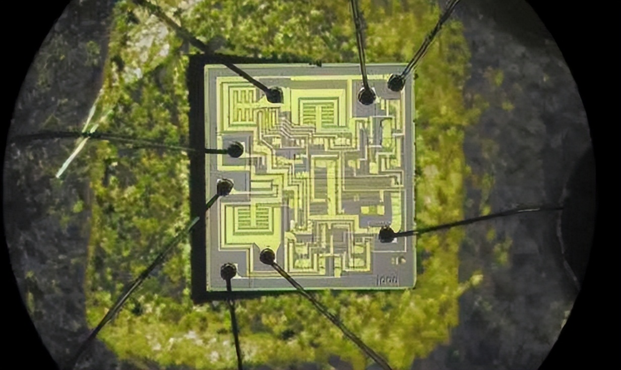 intel最新最顶级cpu,intelceleroncpug1610哪年发布