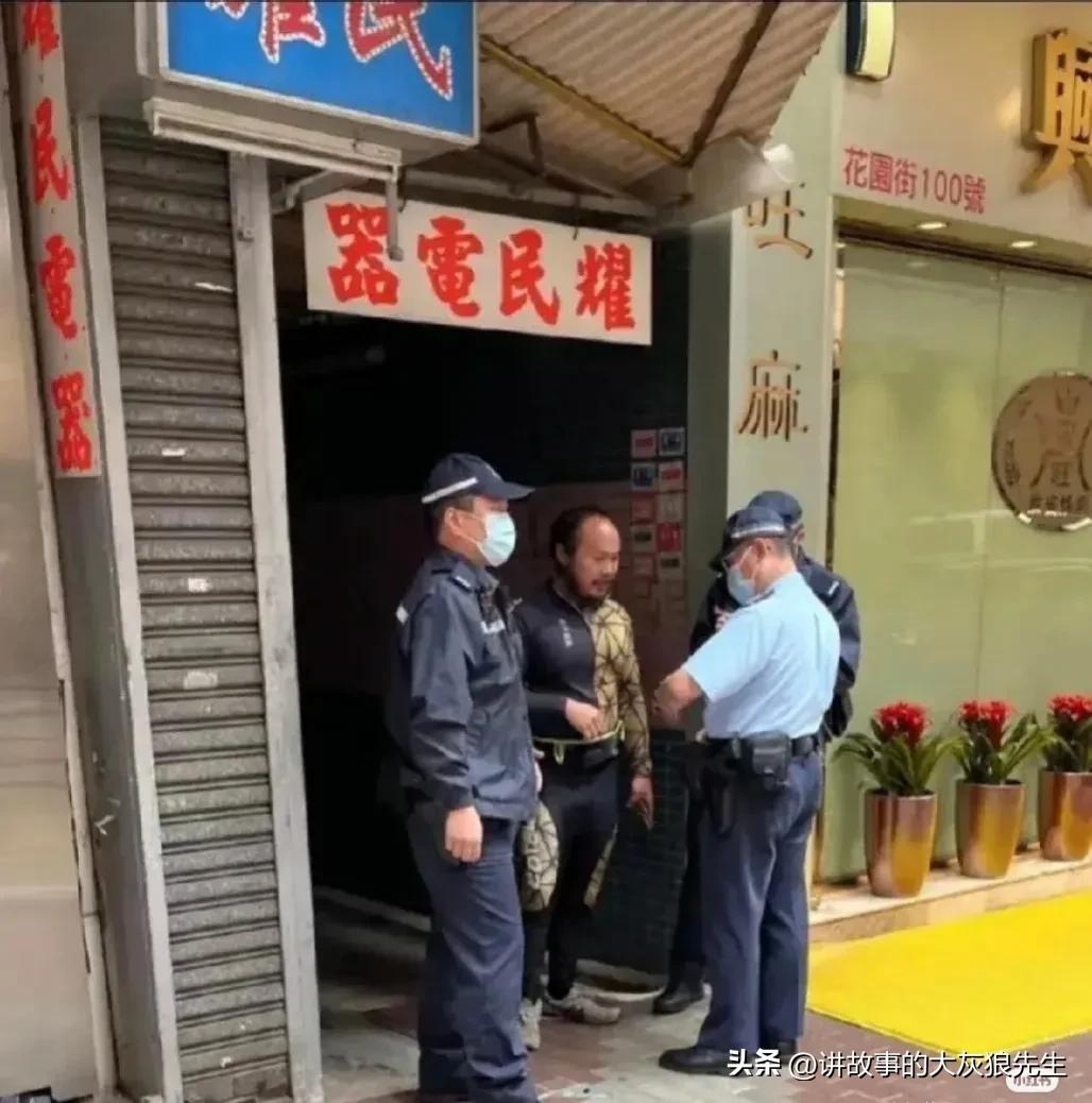 网红阿秋，香港丢了单车，深圳丢了手机，请问下次还能丢什么？