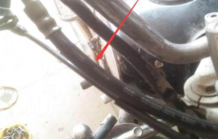 摩托车刹车好不好怎么看,摩托车刹车前段偏软怎么处理