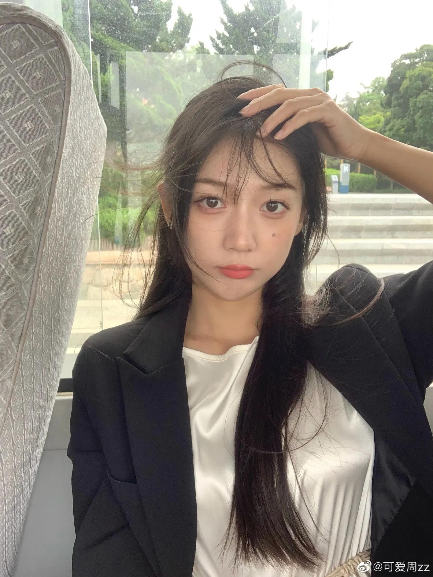 是萌猫还是甜美氧气美少女的「可爱周zz」打包带走