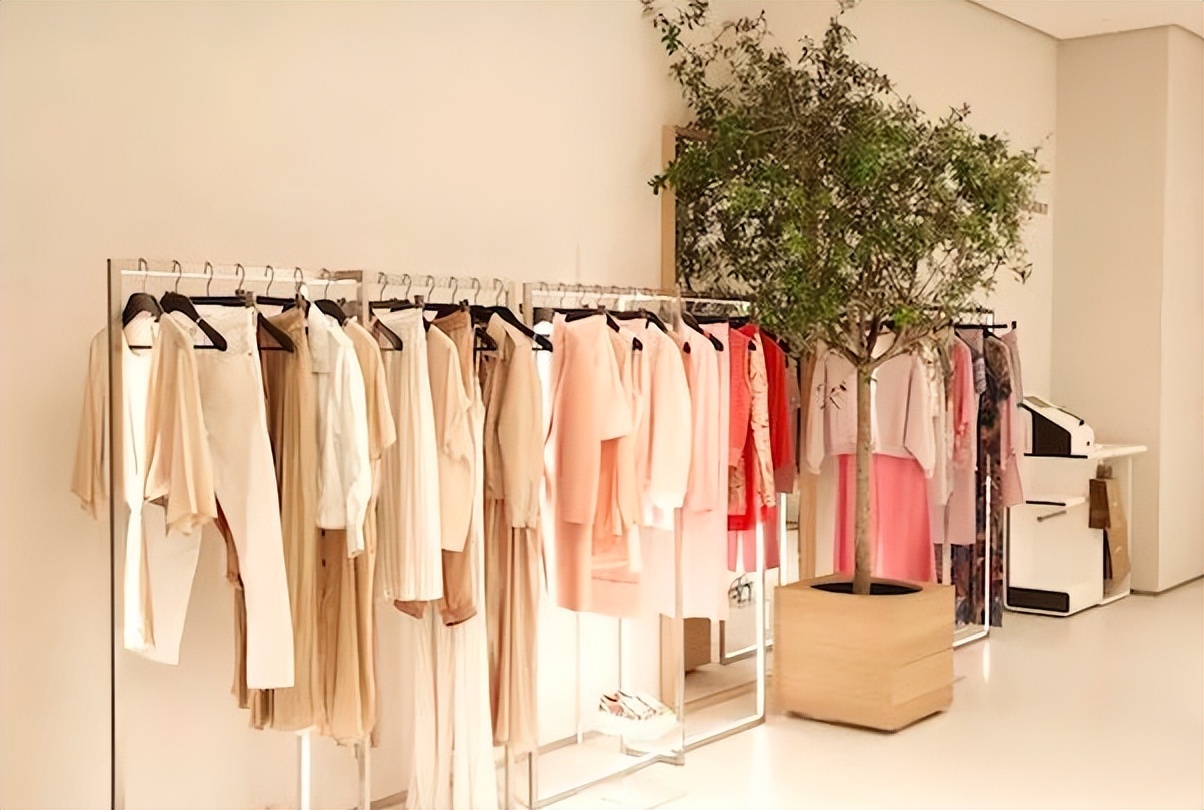 失宠的洋品牌，ZARA这次真的要“砸了”