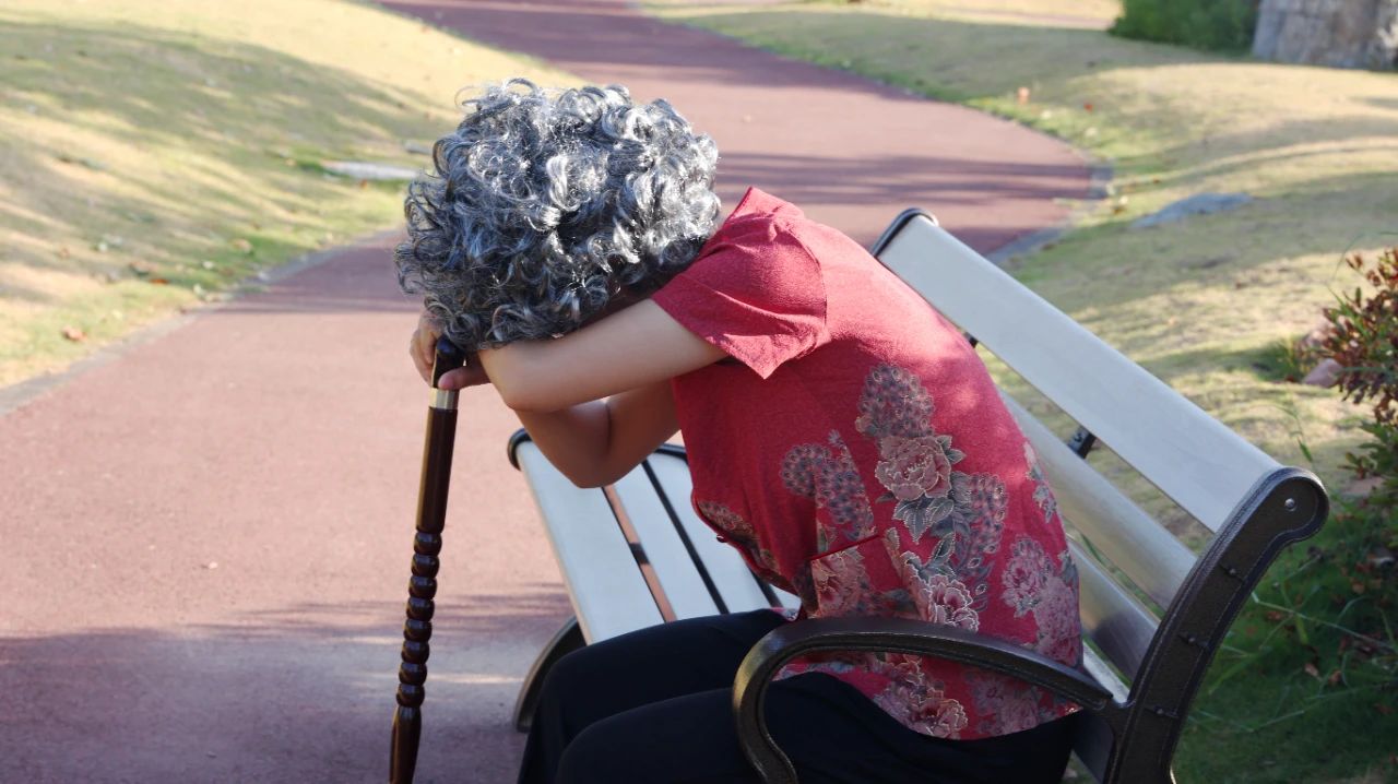 低血压怎么调理老年人,低血压主要是什么原因危害有哪些