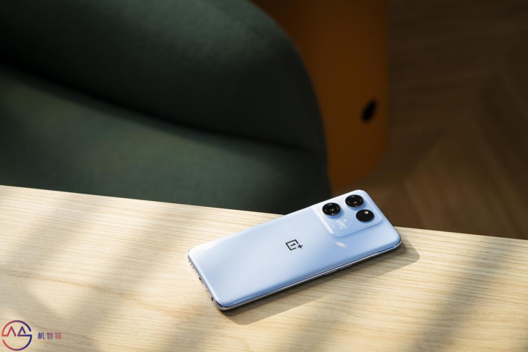 玩游戏曲面屏旗舰机,最适合打游戏的直屏旗舰