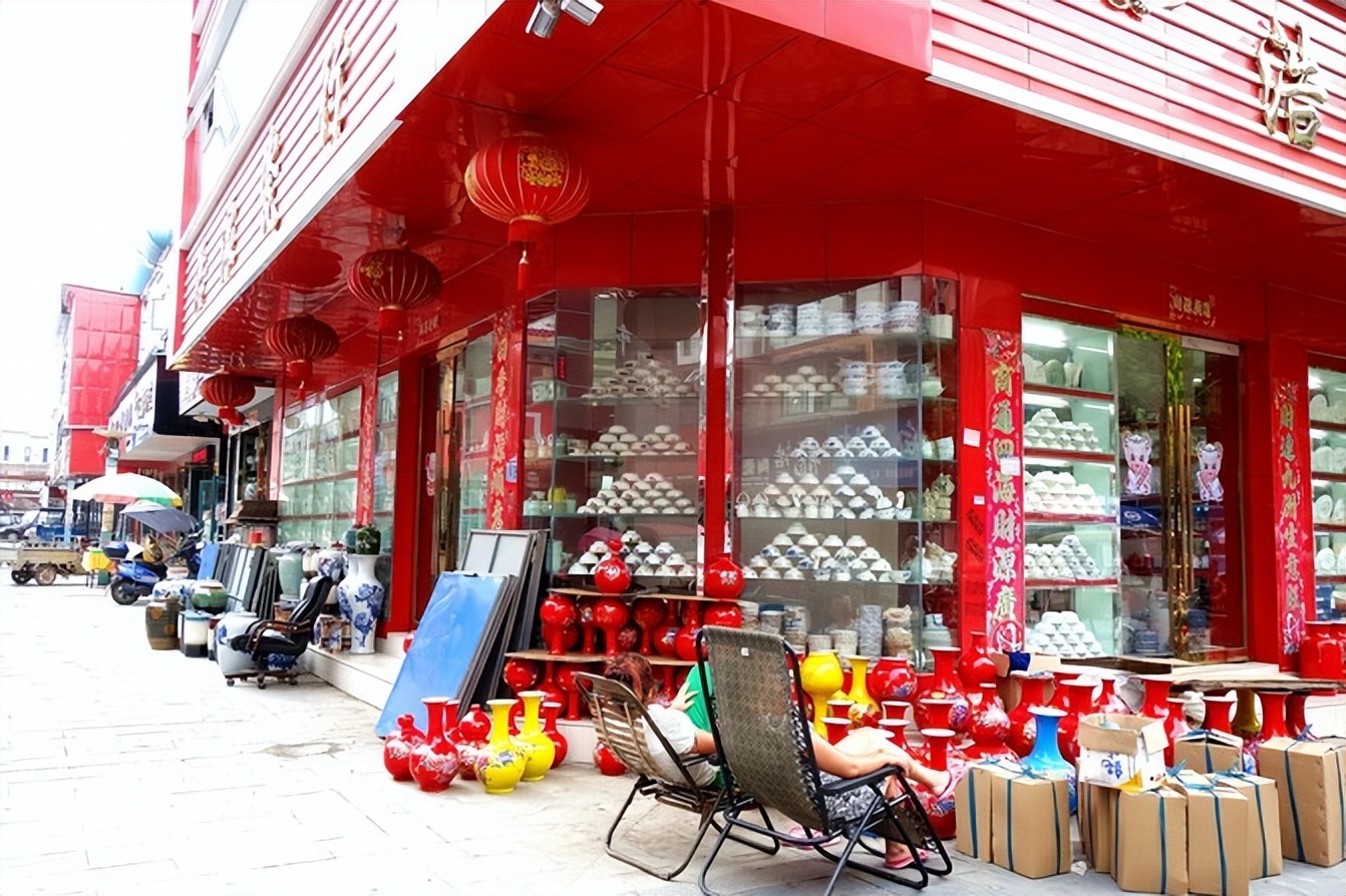 逛景德镇陶瓷市场,景德镇逛逛古镇了解陶瓷文化