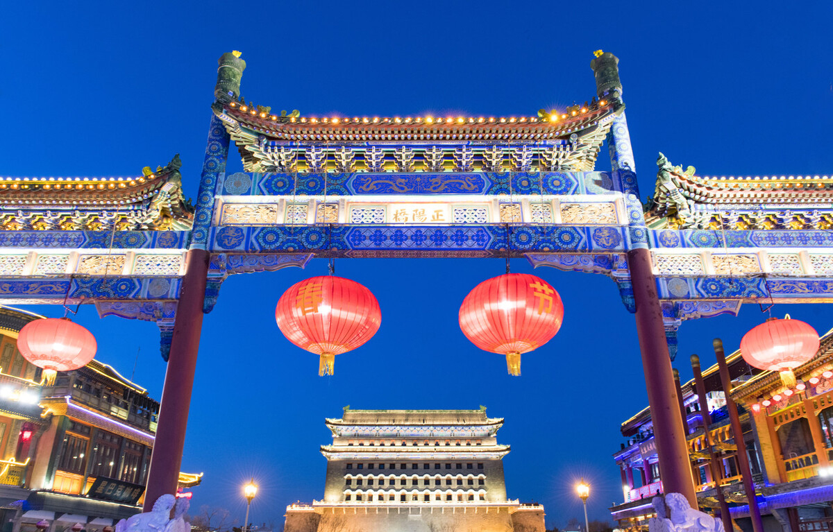 人气不再的北京前门大街，本地人不去，外地游客拍完照就走