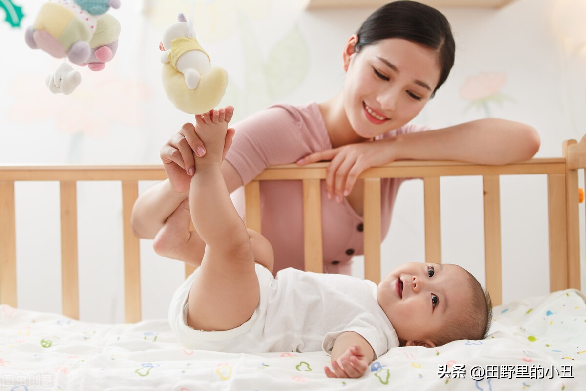 孩子才六个月，她们说可以戒奶了