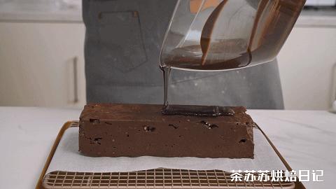 女王款蛋糕个性简单,女王自己做主的蛋糕应该怎样做