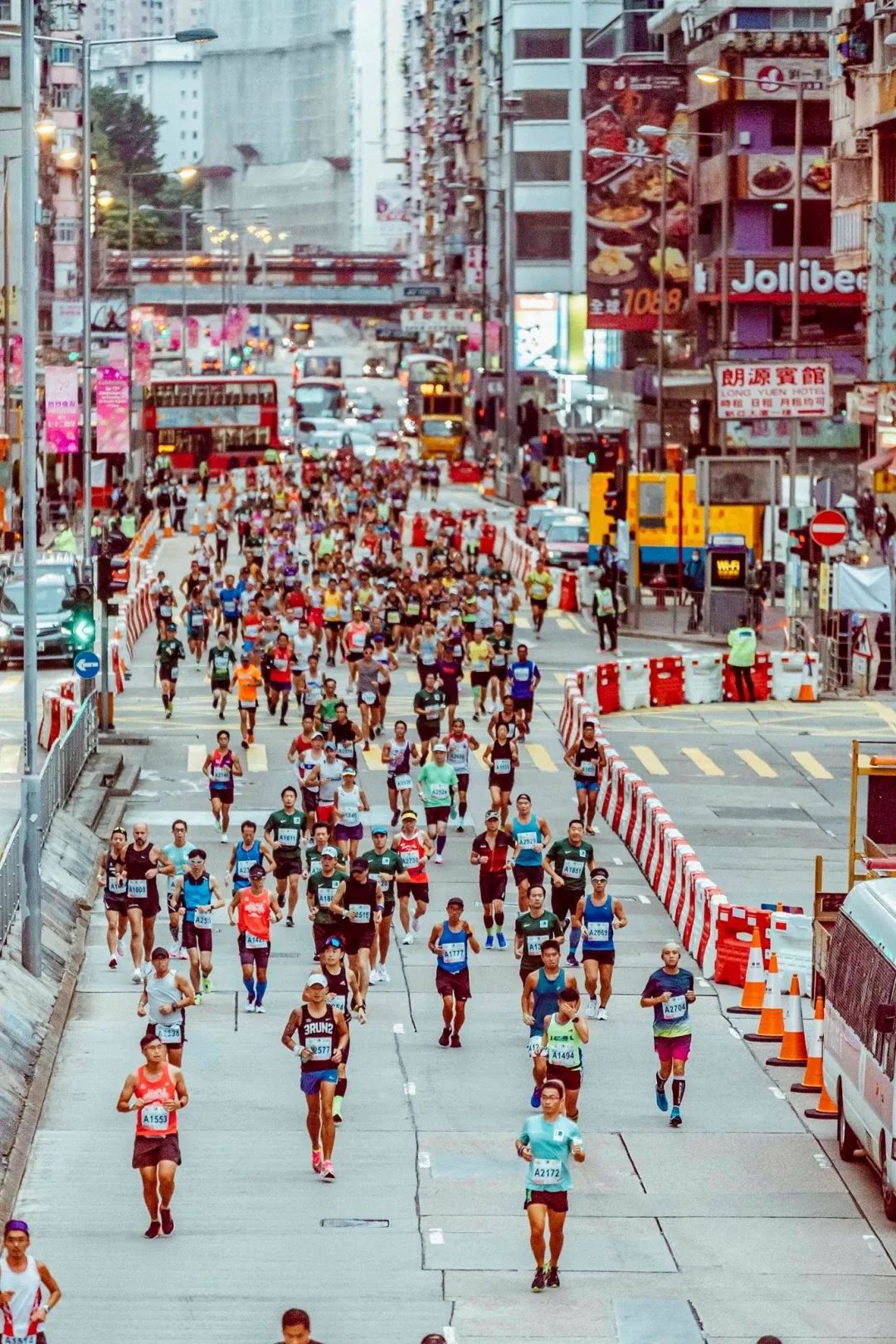 国内十大最虐马拉松,港马挑战最虐赛道
