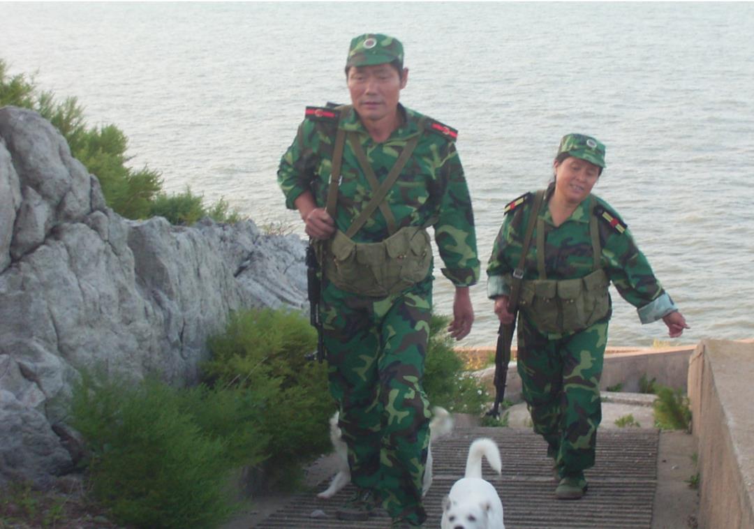 32年生活在孤岛,32年守的是岛更是家