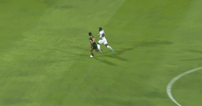 中超四张红牌,中超8场比赛5张红牌