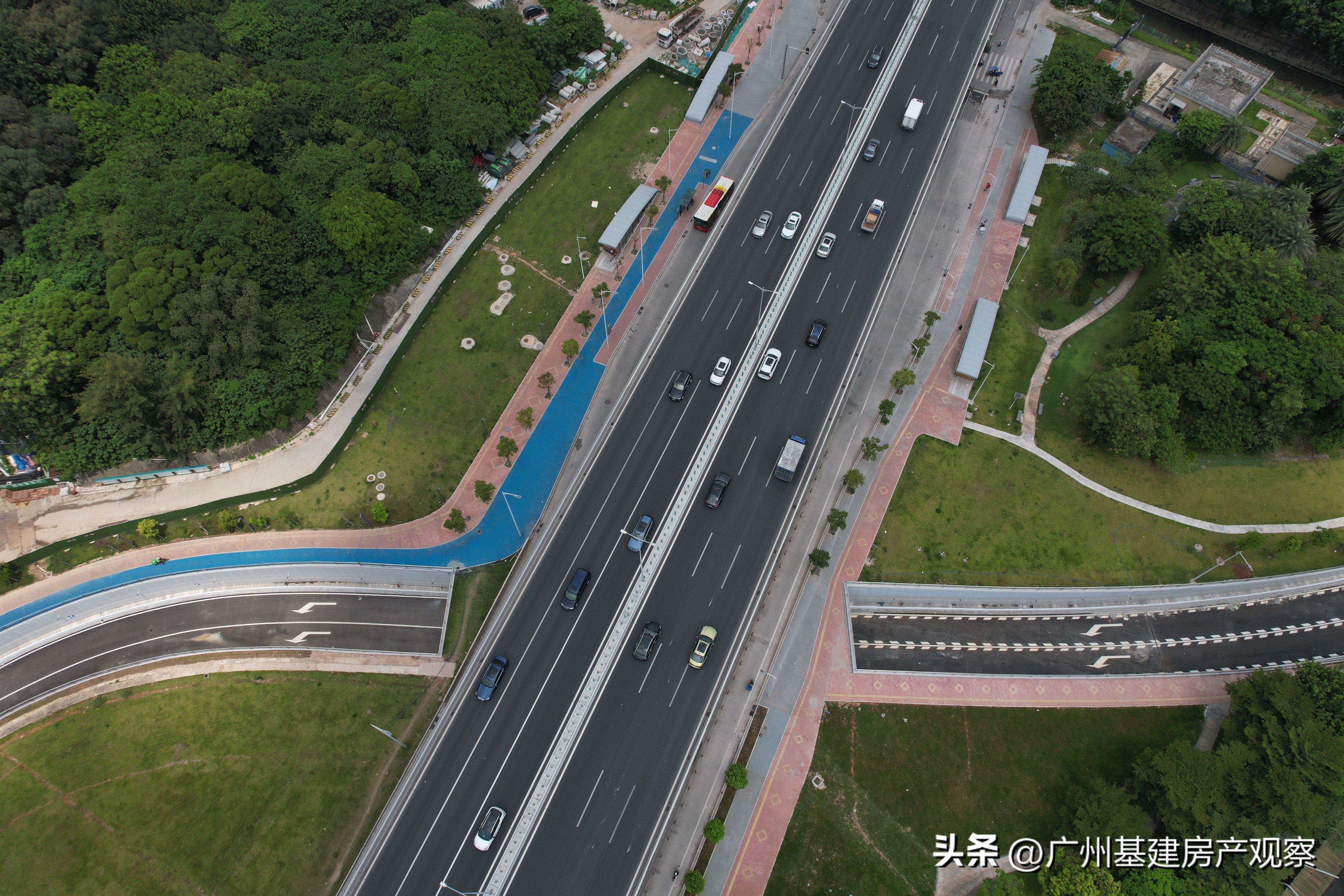 鹤龙一路下穿广花路,广花一路鹤龙路