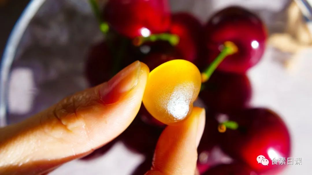 为什么吃素以后嘴巴容易起泡,吃素嘴角裂开