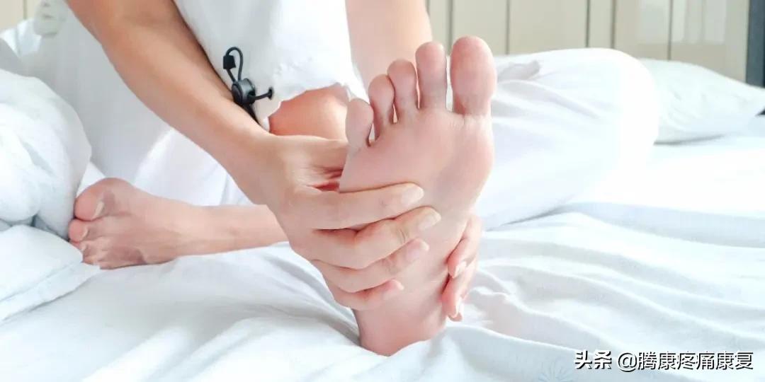 功能性高足弓的练习方式,用什么方法舒缓足弓疼痛