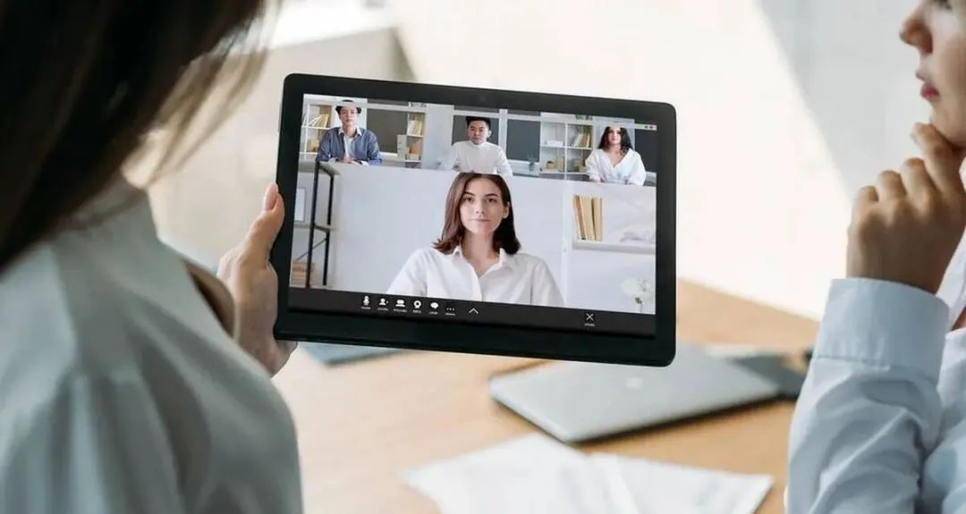 手机打电话和微信打电话什么不同,手机直接拨打电话和打微信电话