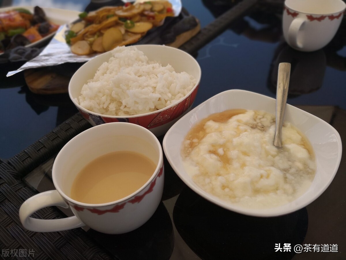 到香格里拉一定要去看梅里雪山,到香格里拉玩什么