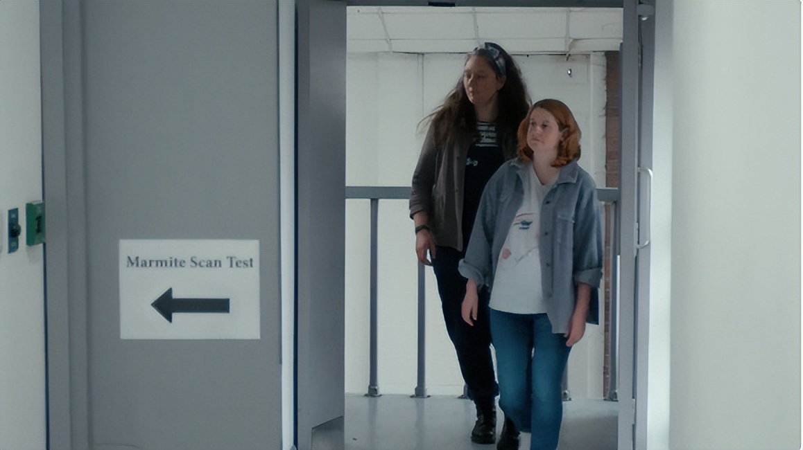 脑洞新奇！Marmite酱把广告做到子宫里面去了