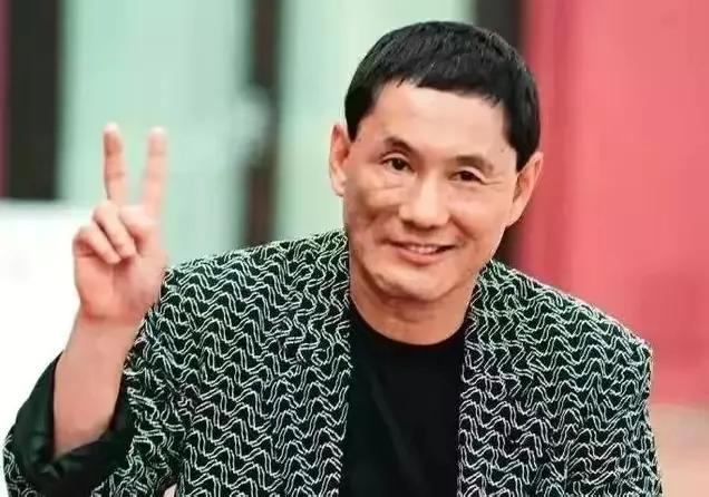 岛国第一流氓北野武72岁花13亿离婚，节目上露屁股，*妇情**多多益善