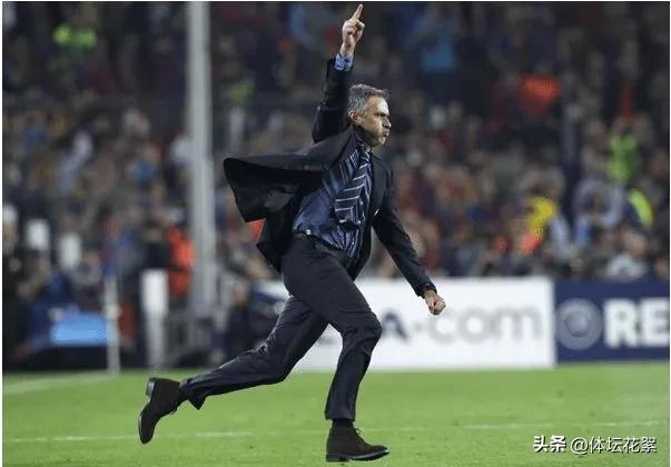 穆里尼奥新纹身,穆里尼奥鸟叔纹身