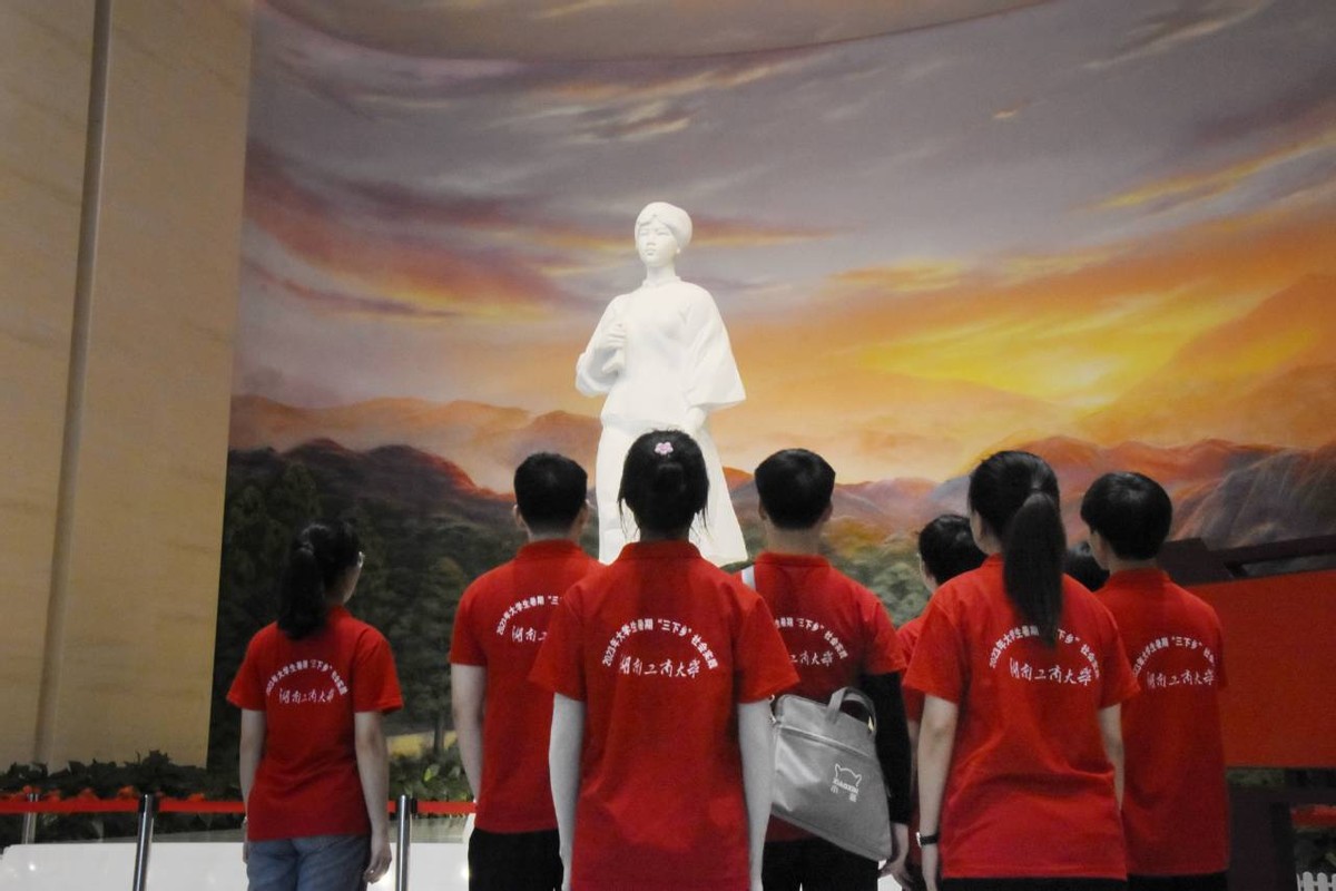 赓续红色血脉点亮强军之路,赓续红色血脉筑梦青春征途