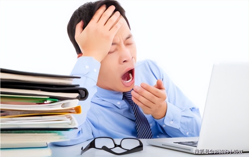 脑出血恢复期躁动胡言乱语不睡觉,脑出血之前睡觉有征兆