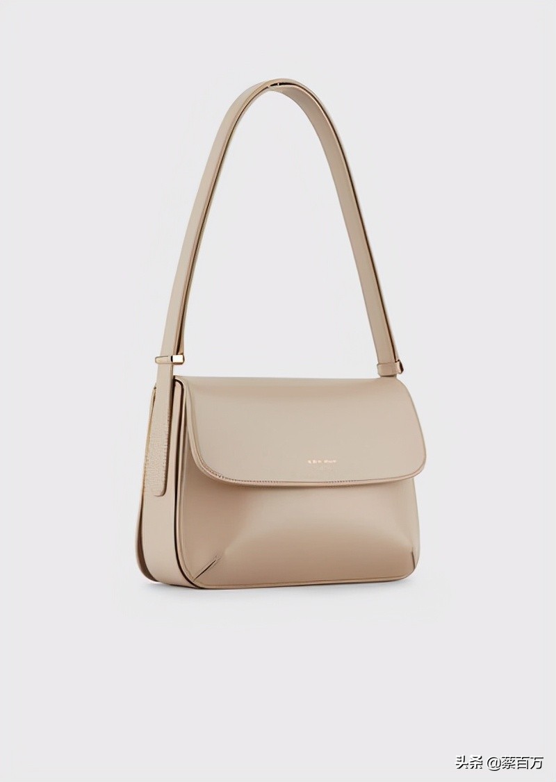 男友送名牌手袋依然惹怒女友？三个错误不要犯，圣诞礼物购买指南