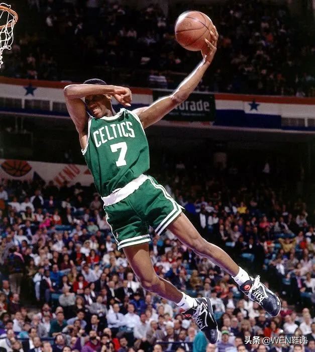 重回篮球鞋领域的Reebok带来了什么？InstaPumpFuryZone开箱