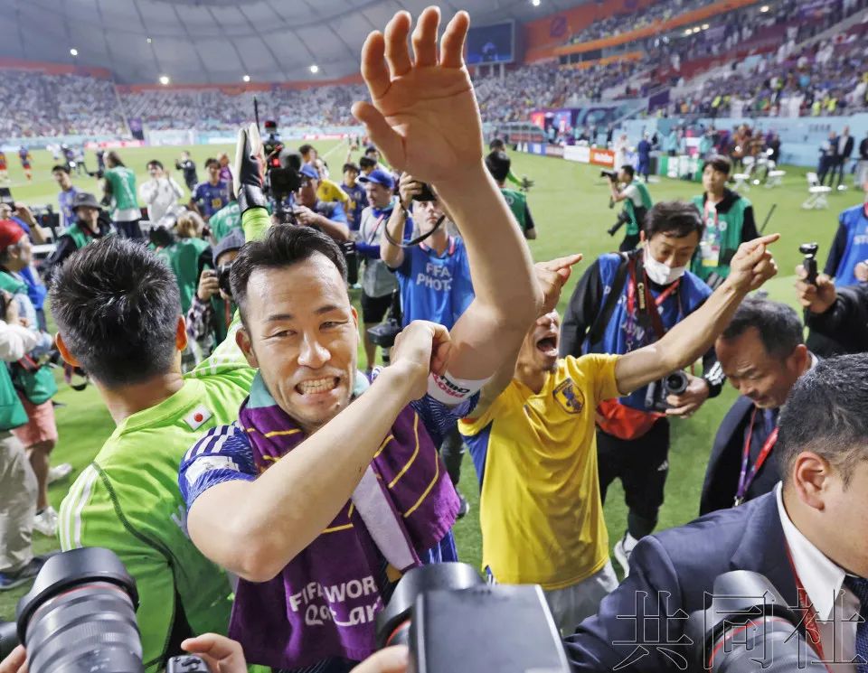 惊天逆转国乒世界冠军1-8落后翻盘,逆转日本夺六连冠