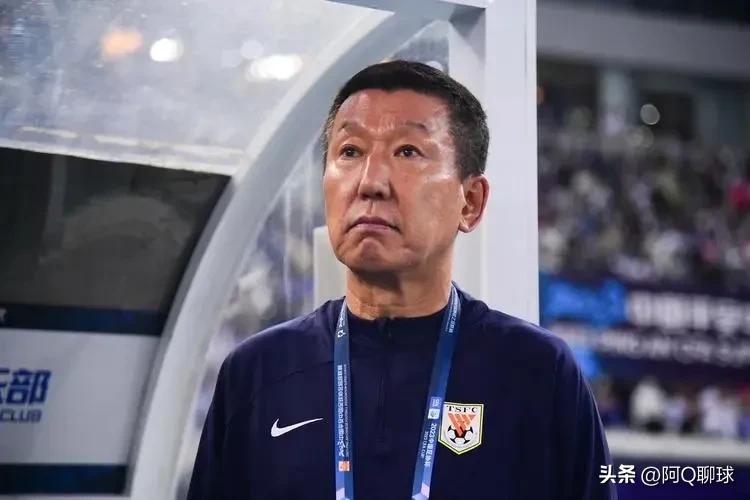 崔康熙本轮迎战老东家,崔康熙接手泰山的第一场比赛