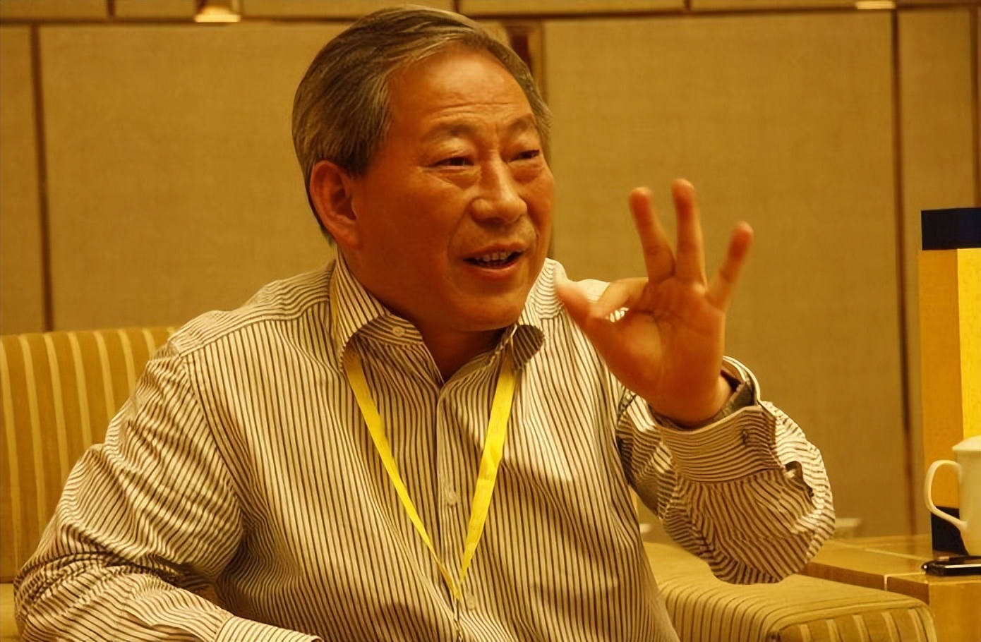 江苏首富严介和：坐拥3000个工业园，年入6738亿，他是如何做到的