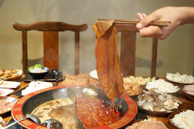 郑州蟹鲍甲火锅店,郑州百年老妈火锅店