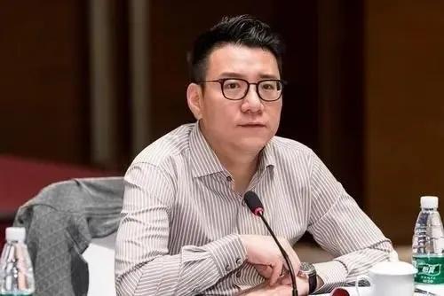 都是傀儡后面官才惊人!只手遮天,足坛腐败天团8人落网+李铁封神