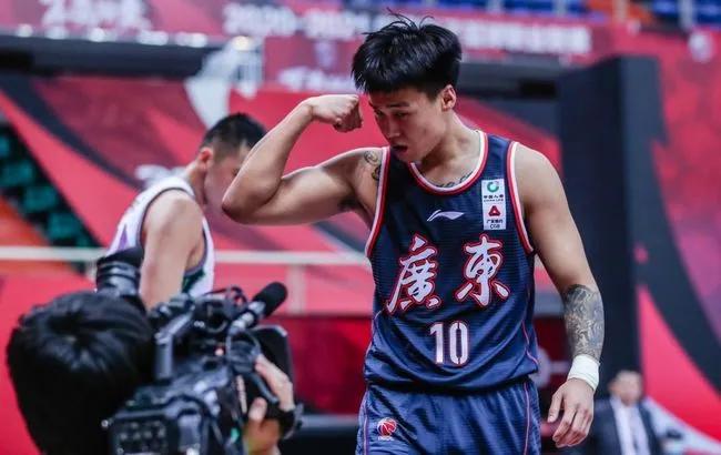 朱芳雨试训湖人视频,朱芳雨评价赵睿徐杰