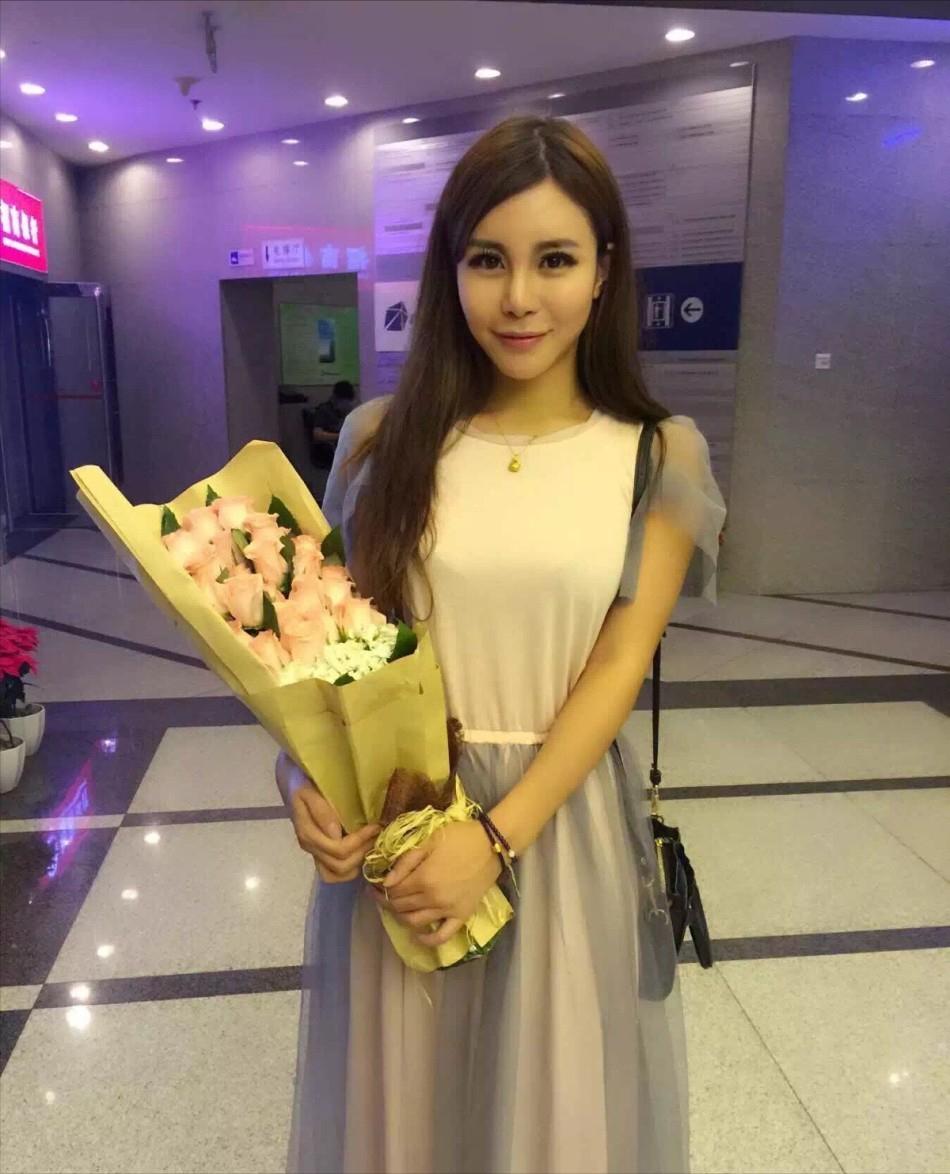 宁坐宝马哭不踏单车笑的女人,宁坐宝马哭也不愿坐单车笑的女孩