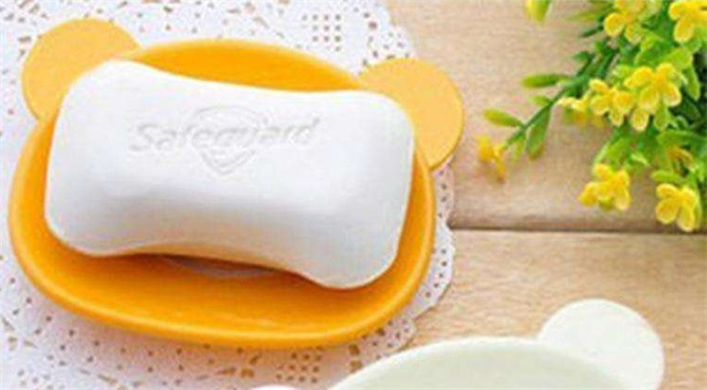 香皂可以洗干净化妆品吗,香皂能洗脸不
