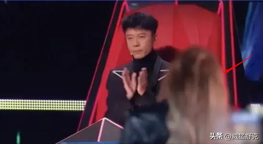 不扶李玟不发声，被骂人品差的李克勤，来内地赚钱的原因很心酸