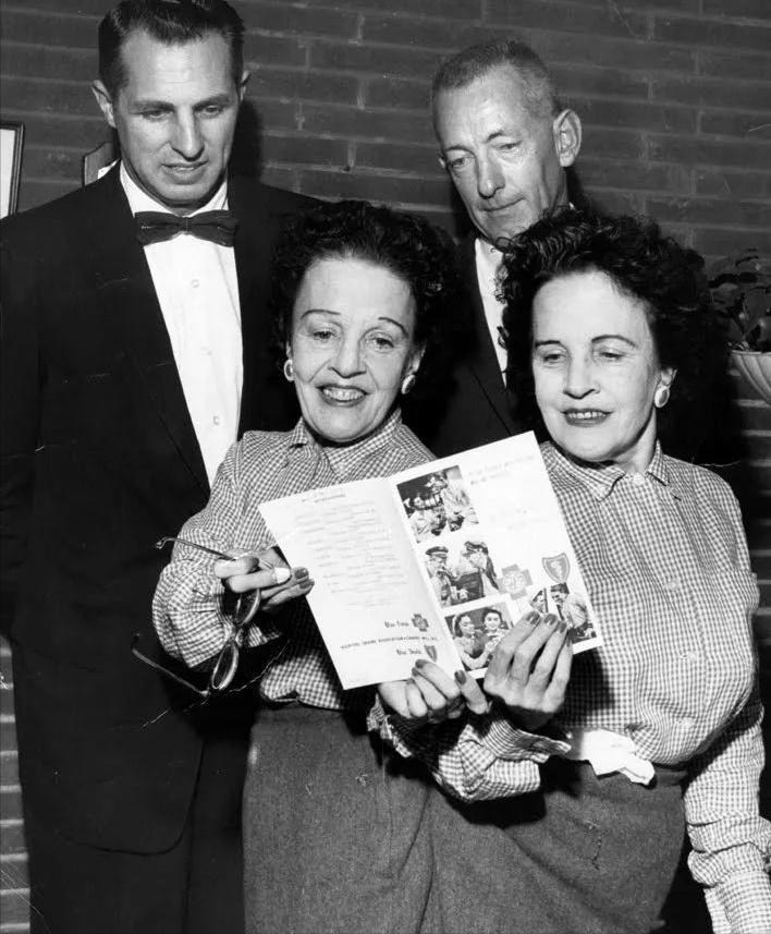 英国连体姐妹分离手术大结局,英国连体姐妹姐姐死后怎样