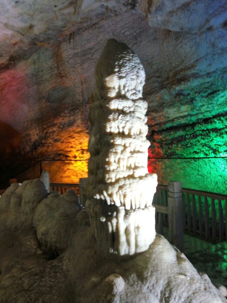 最好的风景是山里走走,最好的旅游风景在路上