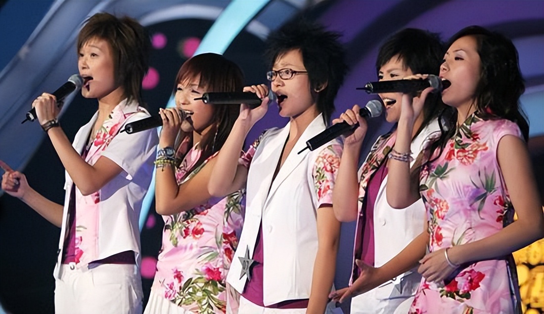 05超女李宇春夺冠背后,超女李宇春夺冠视频