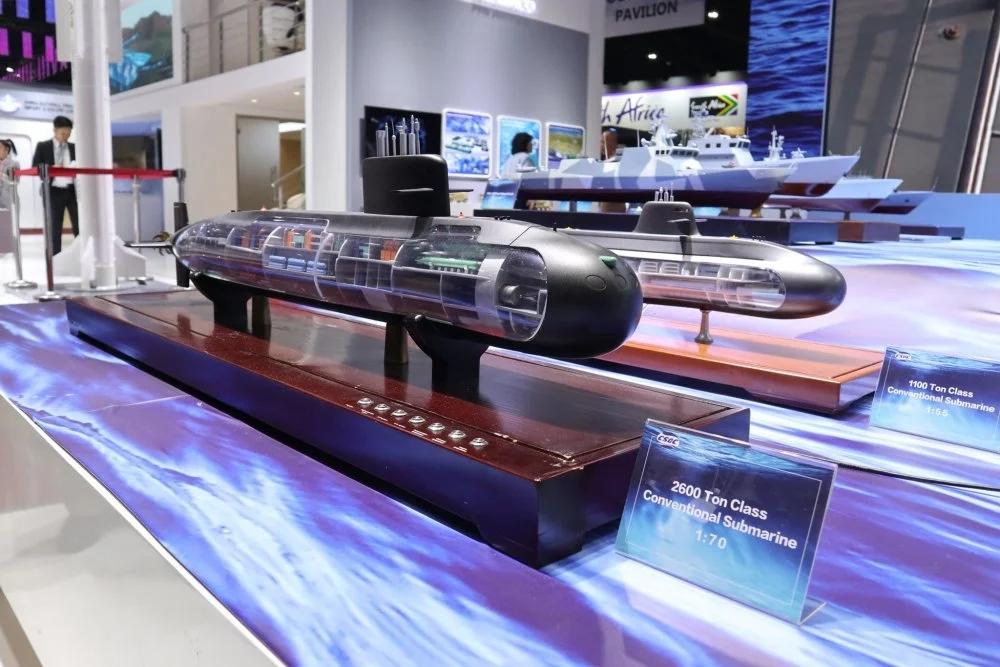 泰国071e登陆舰内部展示,中国卖给泰国的军舰