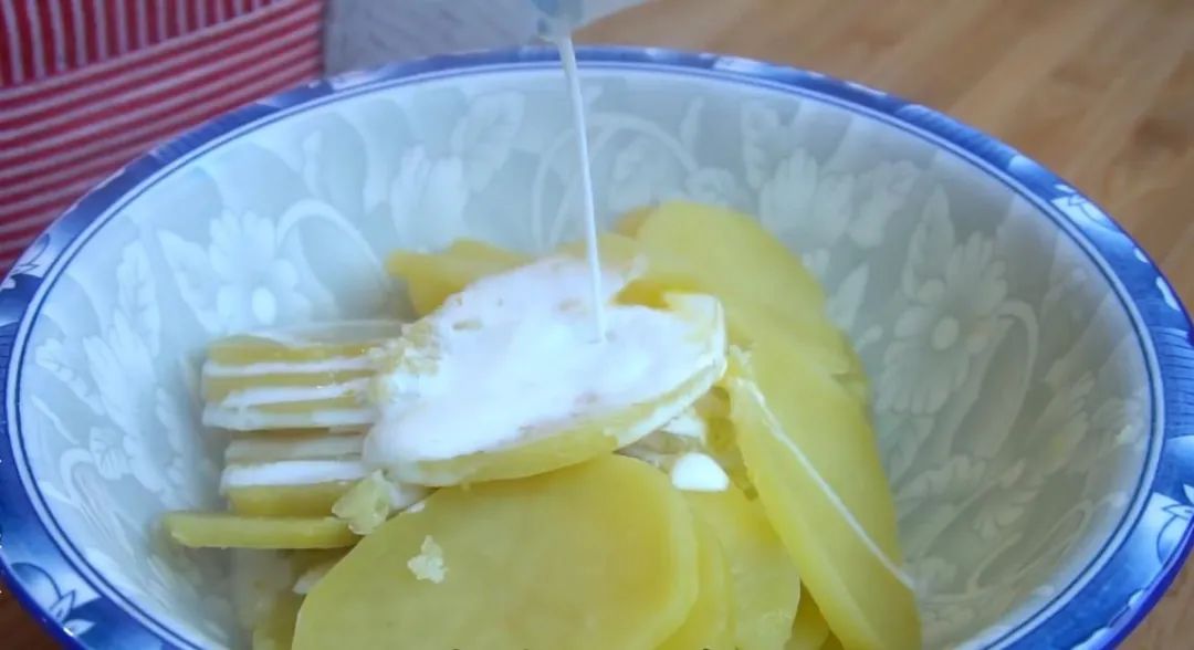 建议中老年人多吃2样碱性菜,50岁以后多吃3道碱性菜