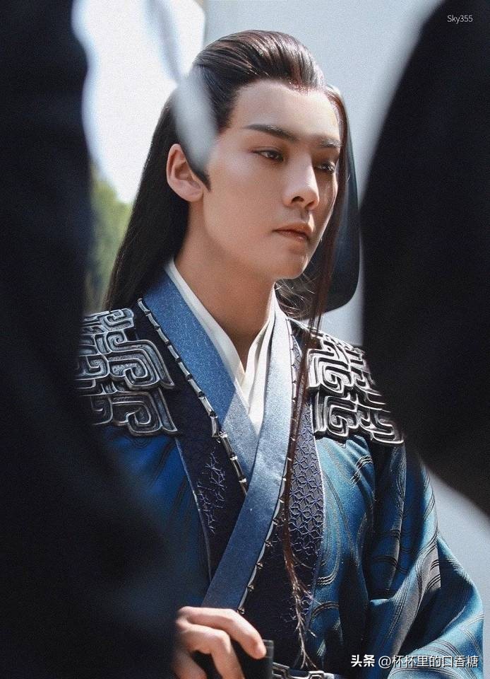 陈晓罗云熙任嘉伦成毅演技,任嘉伦和罗云熙谁长得帅