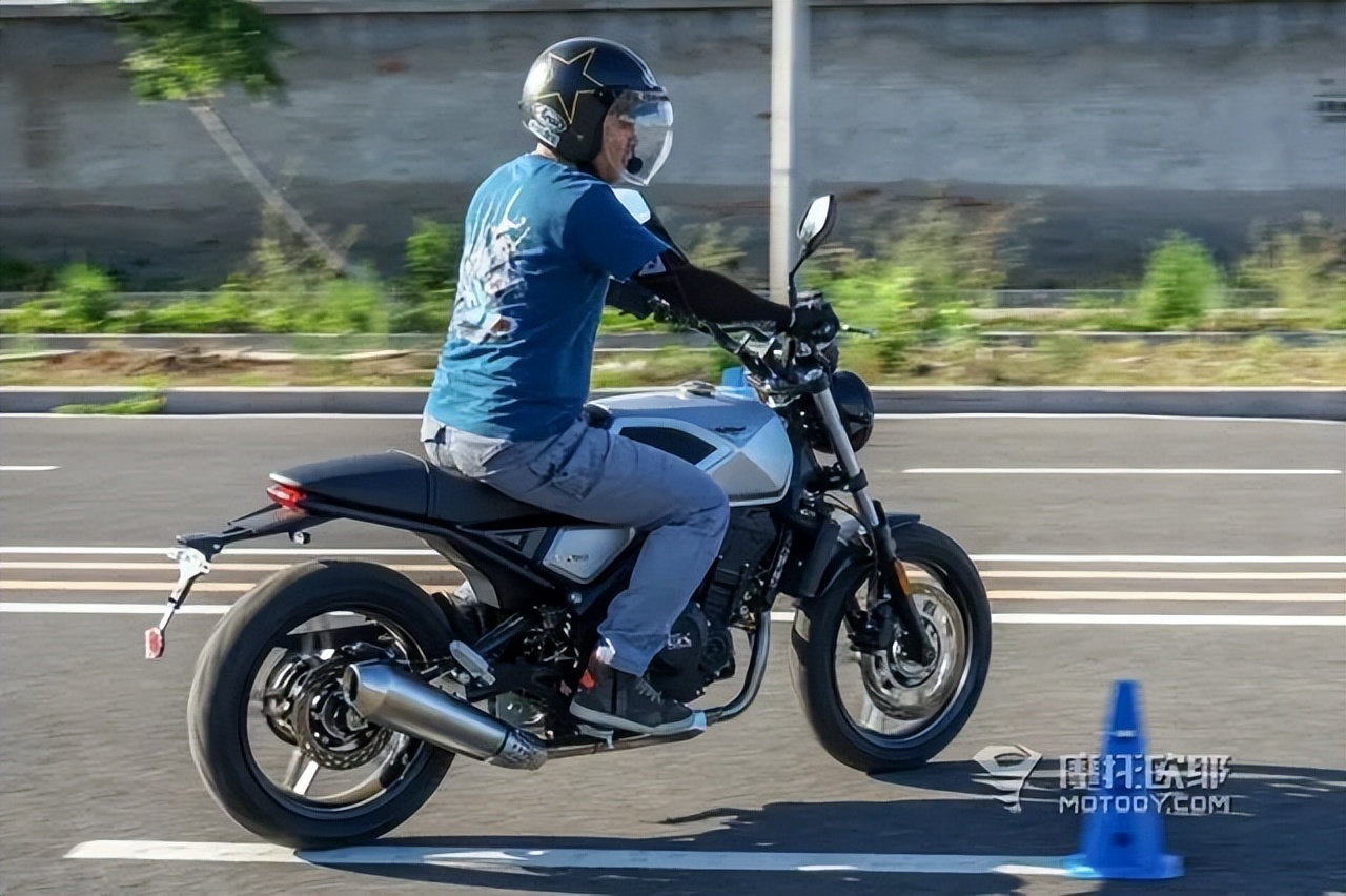 高金gk400对比gk500,高金gk400骑行感受