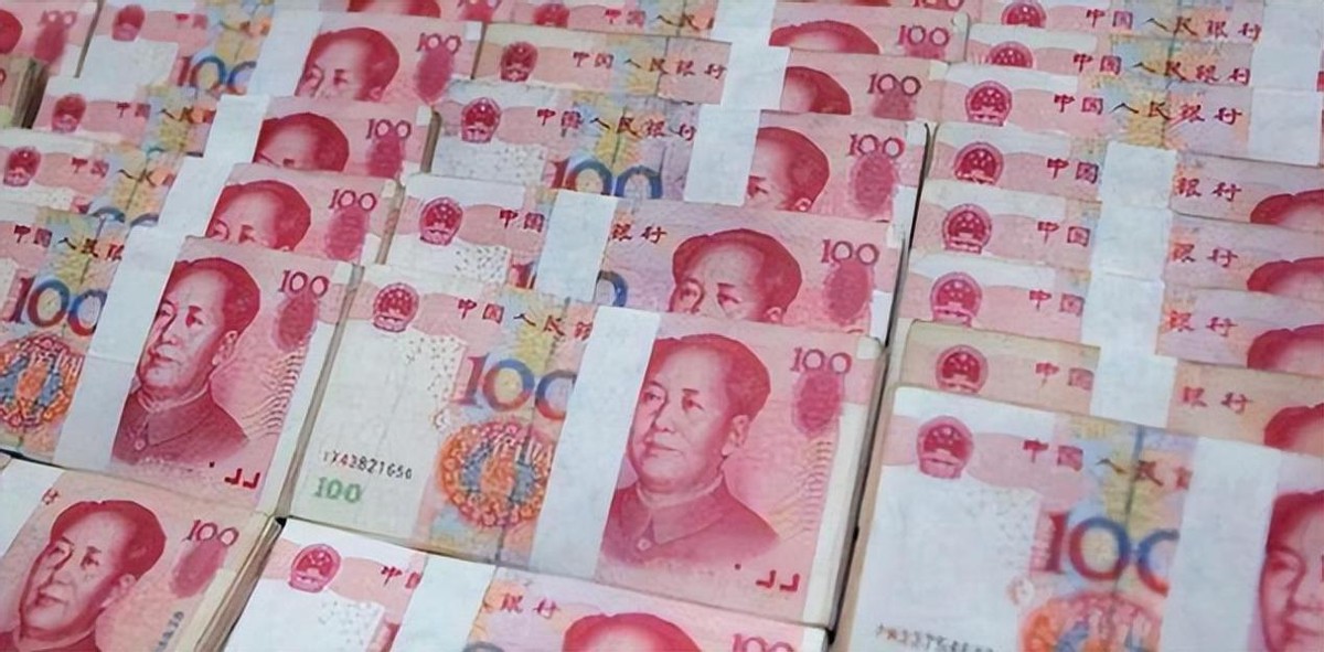 “色贪”张宗海落马，只爱清纯校花，*养包**70多个*妇情**，被判15年