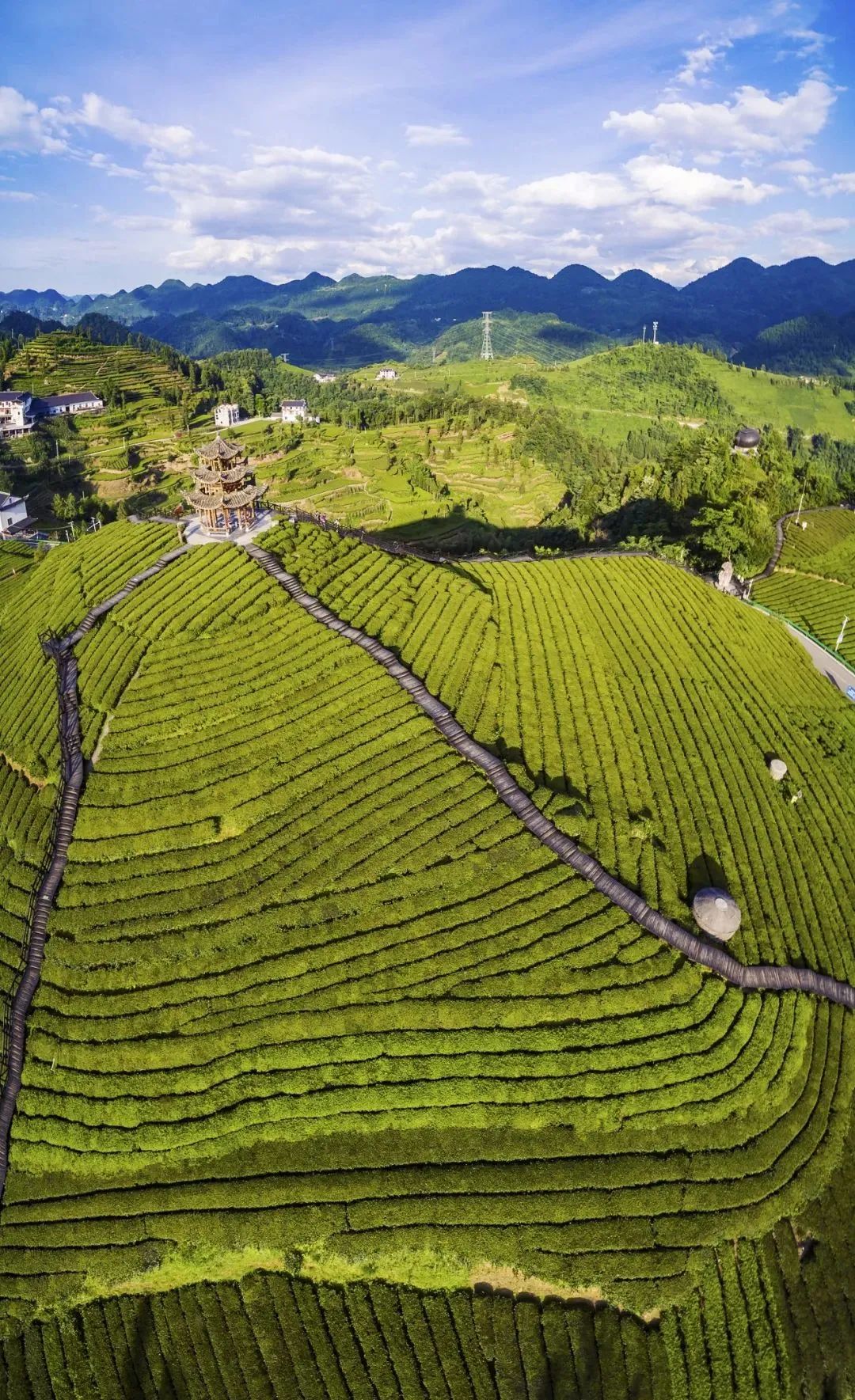 湖北恩施夏季热吗,湖北恩施人间仙境图片