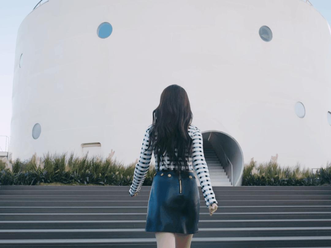 刘亦菲的内衣照，揭露攻击女性穿着的乱象，神仙姐姐碍了谁的眼？